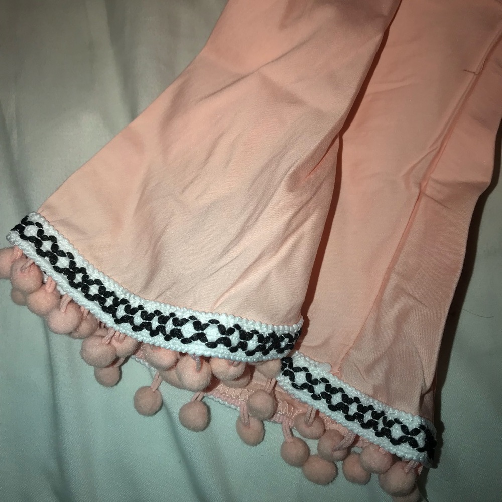 Beautiful Top - Picture 3 of 7